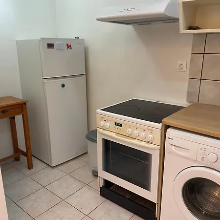 Nafsikas 2 Apartmán *